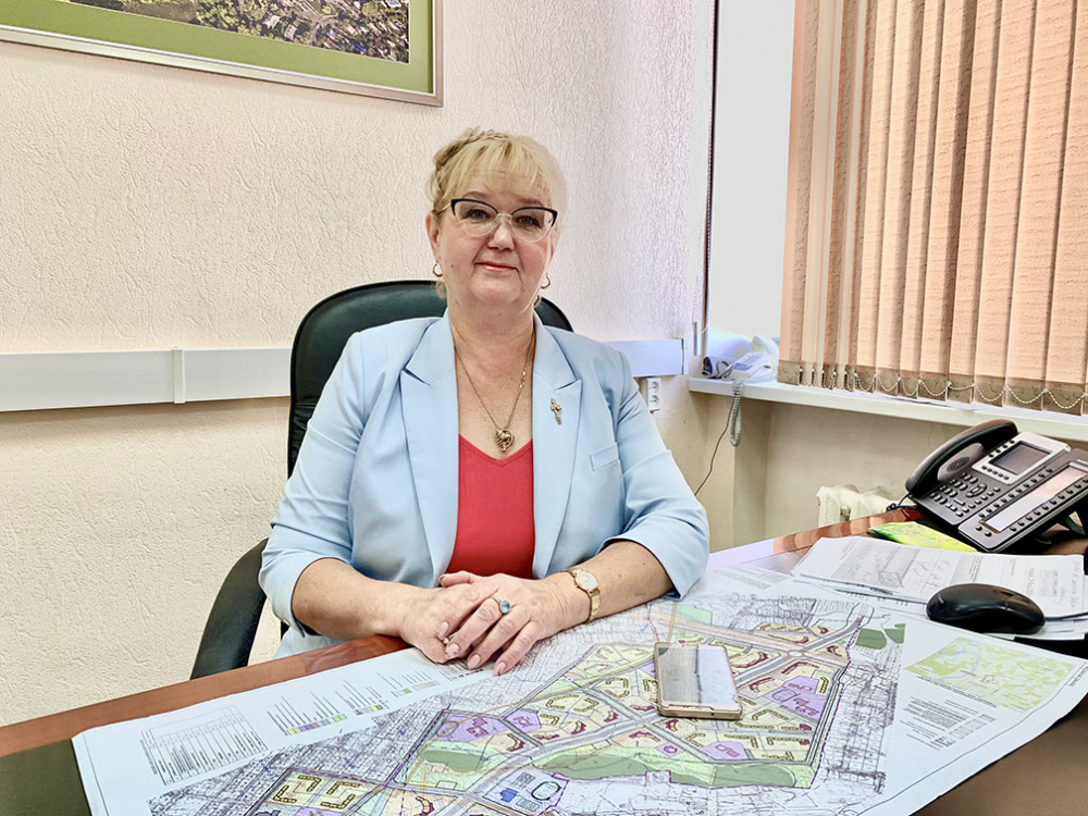 Поздравление и.о. министра строительства Кировской области Ирины Кислухиной с Днем строителя